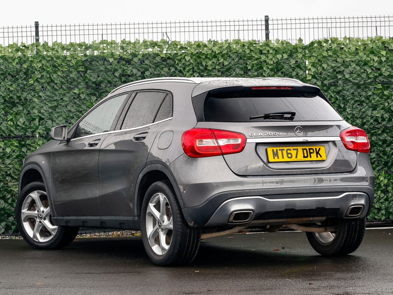 Used Mercedes-Benz GLA 2017 for sale - 76795690: Photo 3