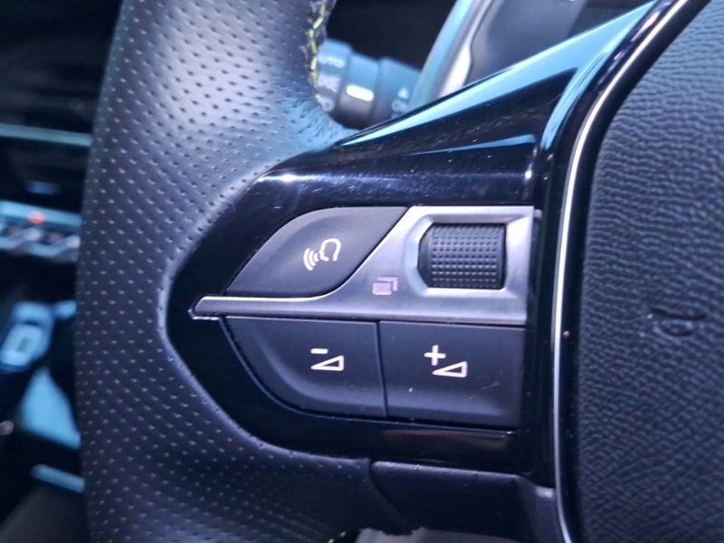 Used Peugeot 208 2020 for sale - 76911903: Photo 18