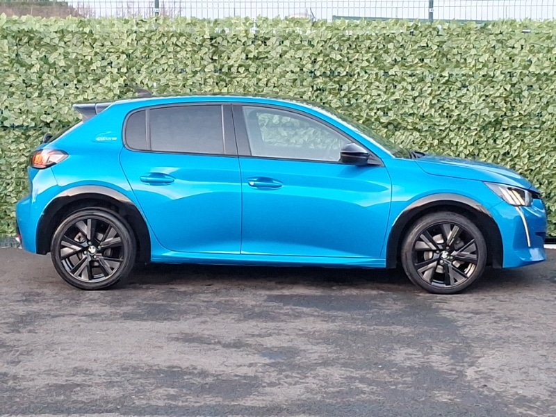 Used Peugeot 208 2020 for sale - 76911903: Photo 2