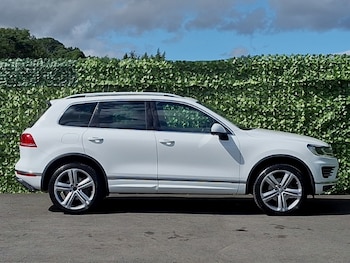 Used Volkswagen Touareg 2017 for sale - 79440348: Photo