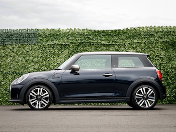 Used MINI Hatch 2024 for sale - 79452146: Photo