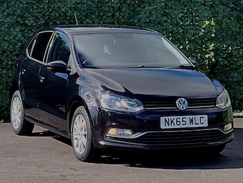 Used Volkswagen Polo 2015 for sale - 79332710: Photo