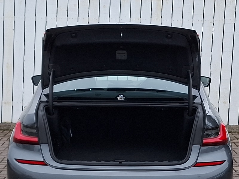 Used BMW 3 Series 2019 for sale - 76834127: Photo 13