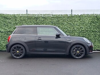 Used MINI Hatch 2023 for sale - 77573465: Photo