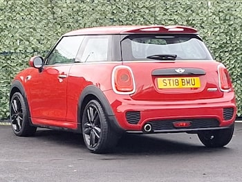 Used MINI Hatch 2018 for sale - 76465415: Photo