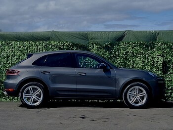 Used Porsche Macan 2017 for sale - 78503276: Photo
