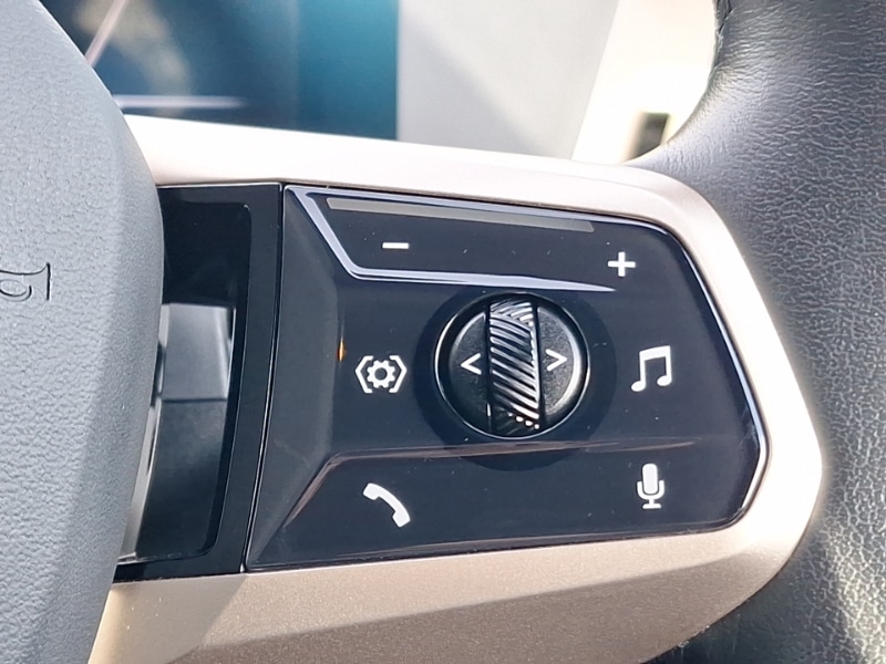 Used BMW iX 2024 for sale - 78137198: Photo 17