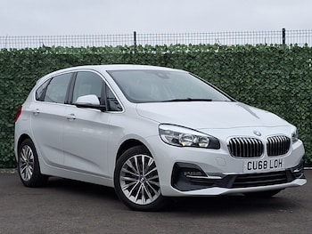2018 - 218i Luxury 5dr