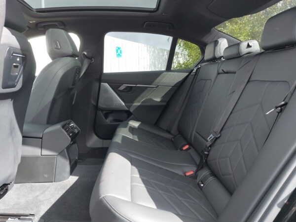 Used BMW 5 Series 2024 for sale - 76272015: Photo 12