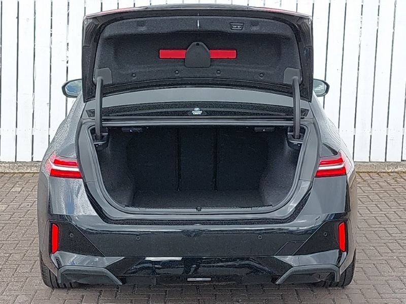 Used BMW 5 Series 2024 for sale - 76272015: Photo 13