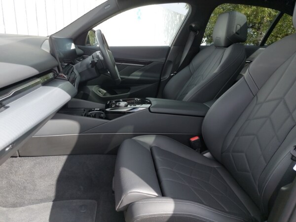 Used BMW 5 Series 2024 for sale - 76272015: Photo 7