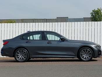 Used BMW 3 Series 2019 for sale - 74952134: Photo