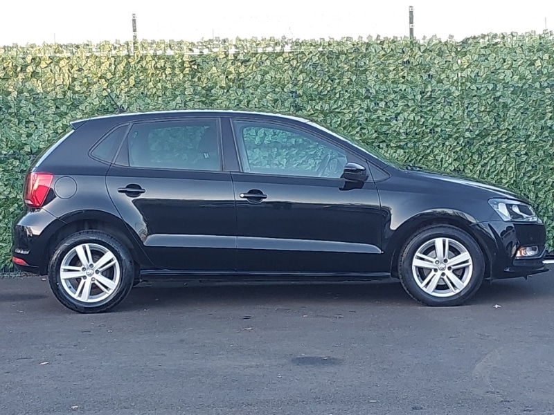 Used Volkswagen Polo 2017 for sale - 76602561: Photo 2