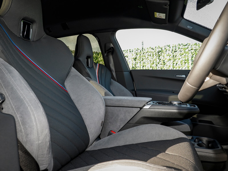 Used BMW iX 2025 for sale - 76397420: Photo 11