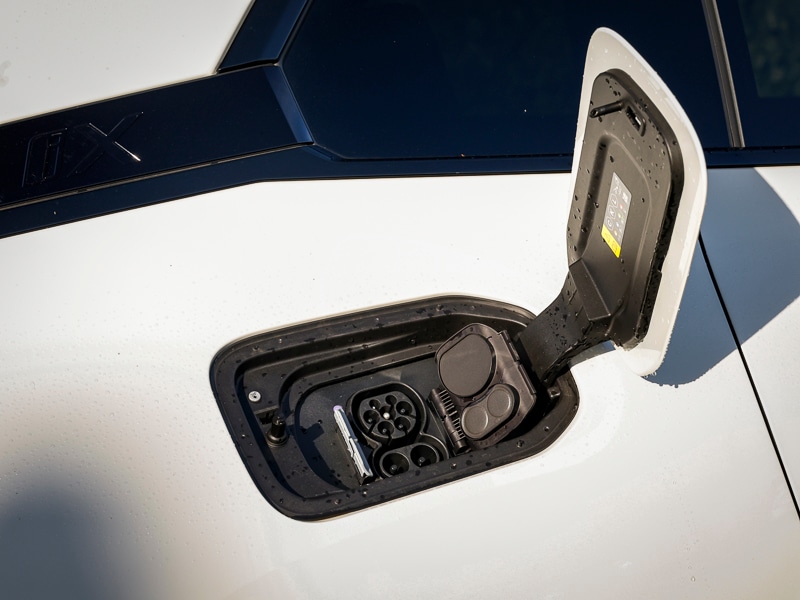 Used BMW iX 2025 for sale - 76397420: Photo 17