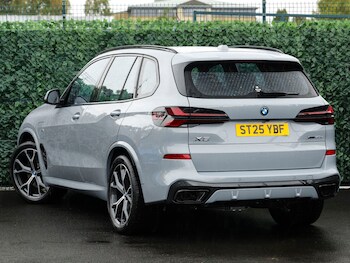 Used BMW X5 2025 for sale - 76135106: Photo