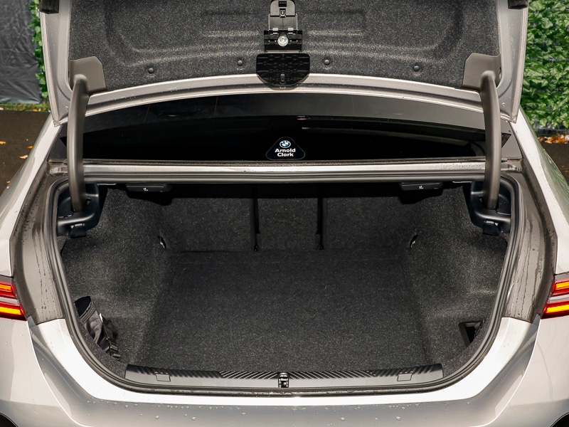 Used BMW 5 Series 2025 for sale - 76484156: Photo 13