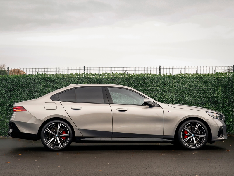 Used BMW 5 Series 2025 for sale - 76484156: Photo 2