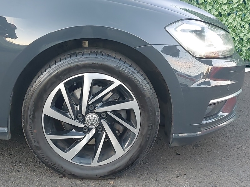 Used Volkswagen Golf 2020 for sale - 76643923: Photo 14