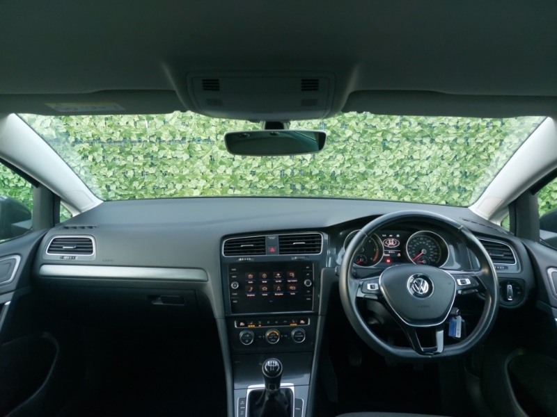 Used Volkswagen Golf 2020 for sale - 76643923: Photo 4