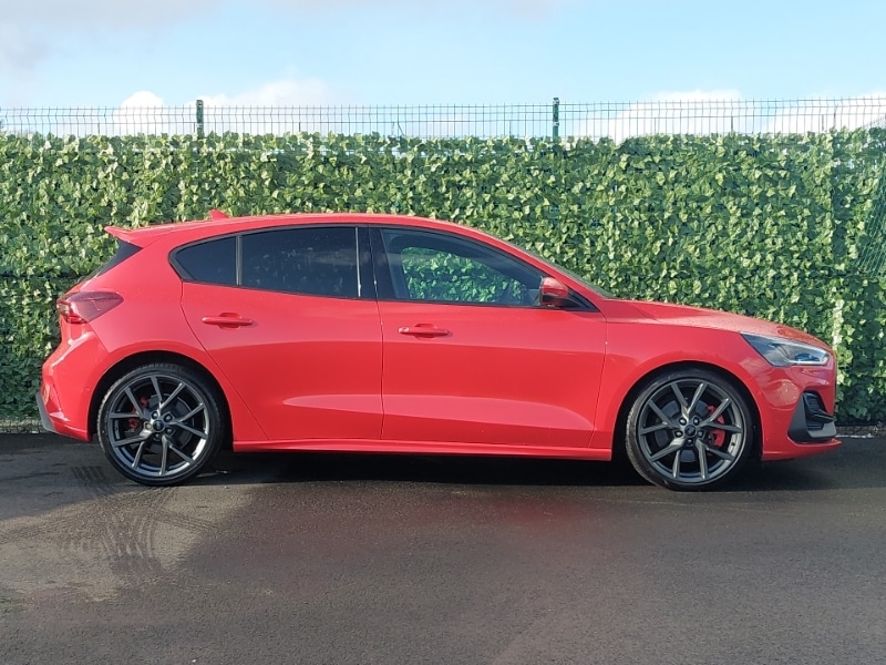 Used Ford Focus 2023 for sale - 78054799: Photo 2