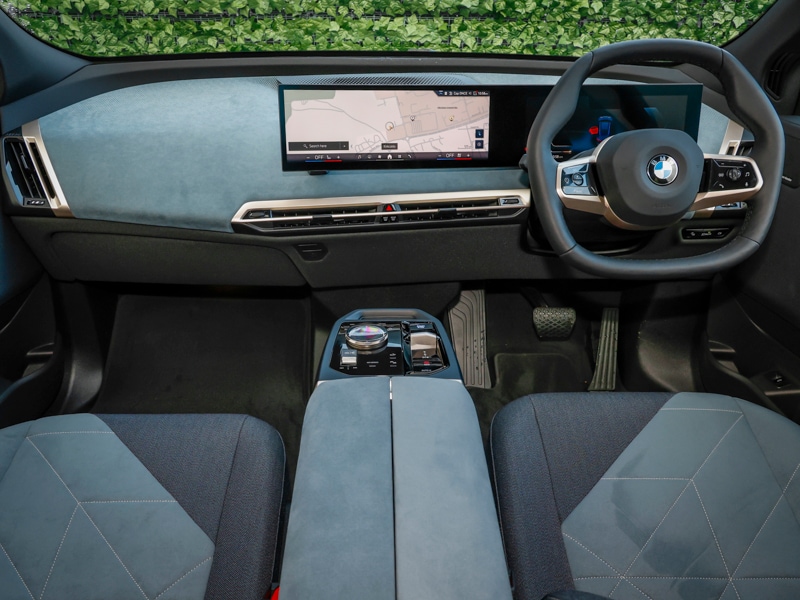 Used BMW iX 2025 for sale - 76408113: Photo 4