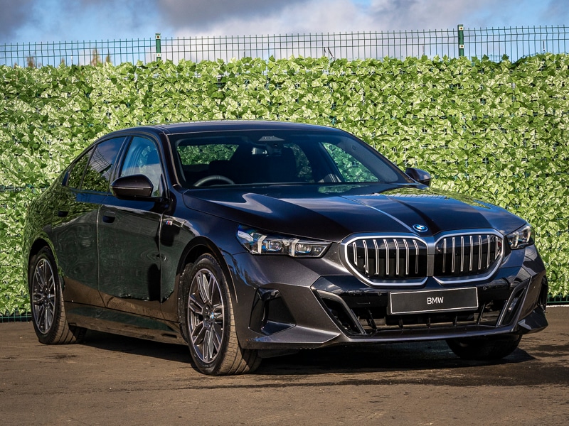Used BMW 5 Series 2025 for sale - 76348374: Photo 1