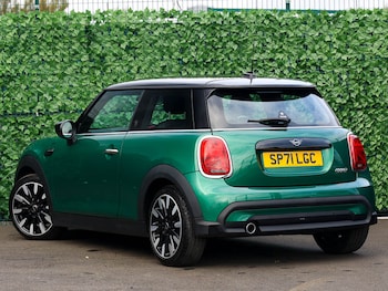 Used MINI Hatch 2021 for sale - 76213310: Photo