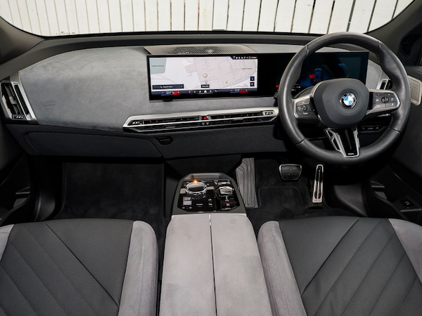 Used BMW iX 2025 for sale - 76054415: Photo 4