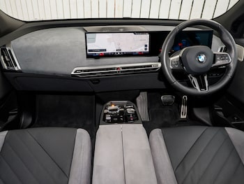 Used BMW iX 2025 for sale - 76054415: Photo 4