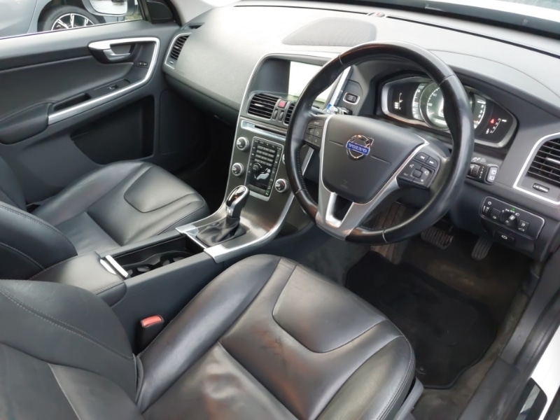 Used Volvo XC60 2015 for sale - 77169343: Photo 6