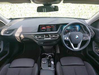 Used BMW 1 Series 2023 for sale - 77265432: Photo