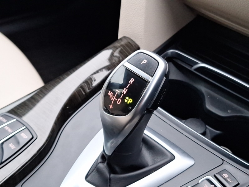 Used BMW 3 Series 2017 for sale - 76548984: Photo 10