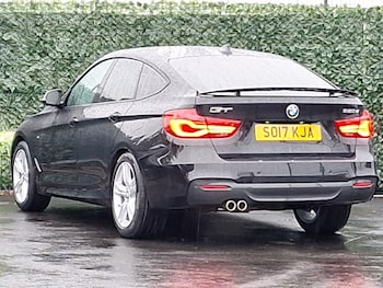 Used BMW 3 Series 2017 for sale - 76548984: Photo