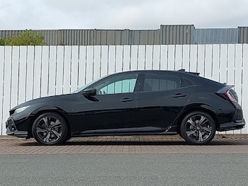 Used Honda Civic 2019 for sale - 75530789: Photo