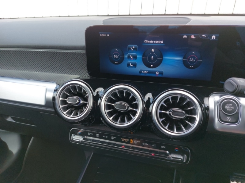 Used Mercedes-Benz GLB 2024 for sale - 76683547: Photo 9