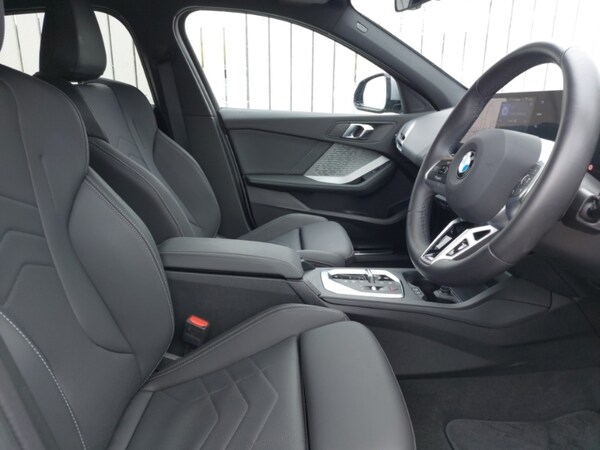 Used BMW 1 Series 2025 for sale - 76053624: Photo 11