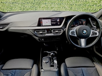 Used BMW 1 Series 2024 for sale - 79411802: Photo
