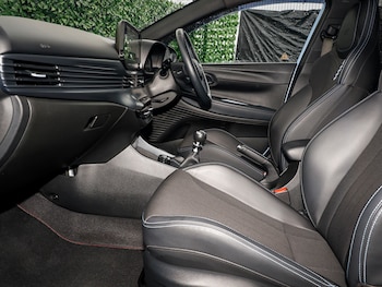 Used Hyundai i20 2023 for sale - 76502425: Photo