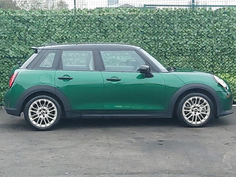 Used MINI Cooper 2024 for sale - 76656710: Photo 2