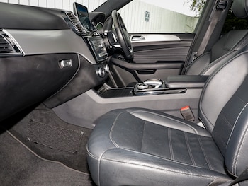 Used Mercedes-Benz GLE-Class 2018 for sale - 76121117: Photo 2