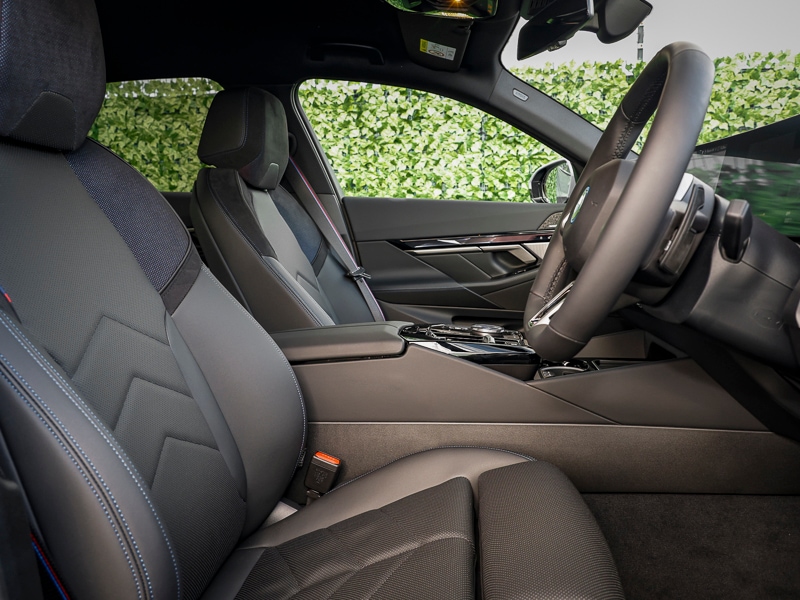 Used BMW 5 Series 2025 for sale - 76397396: Photo 11