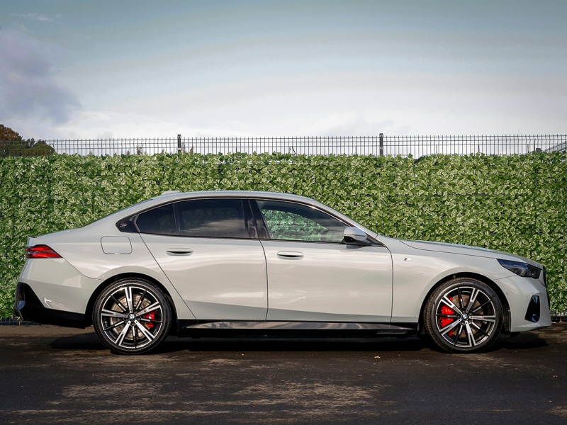 Used BMW 5 Series 2025 for sale - 76397396: Photo 2