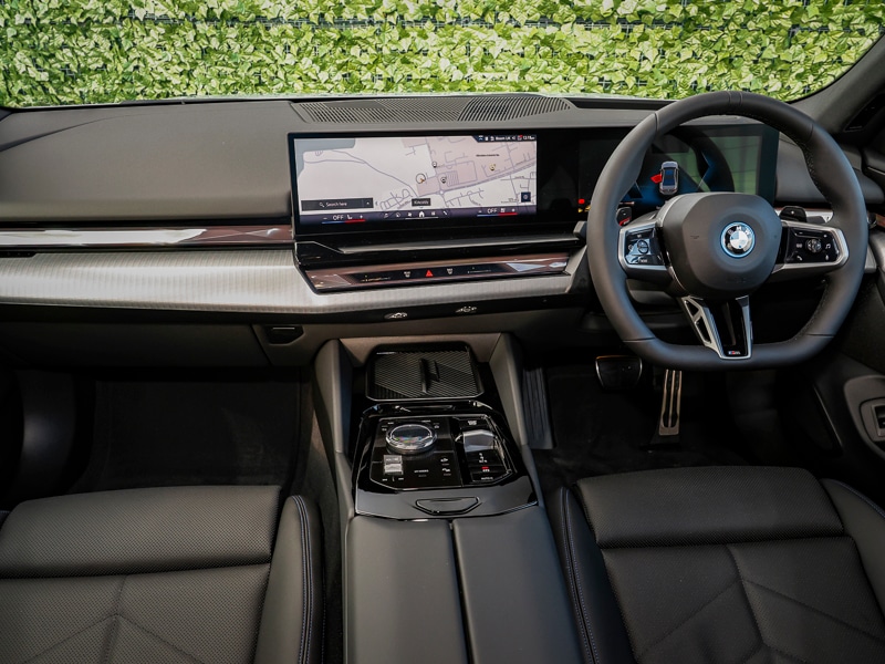 Used BMW 5 Series 2025 for sale - 76397396: Photo 4