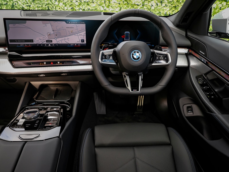 Used BMW 5 Series 2025 for sale - 76397396: Photo 5