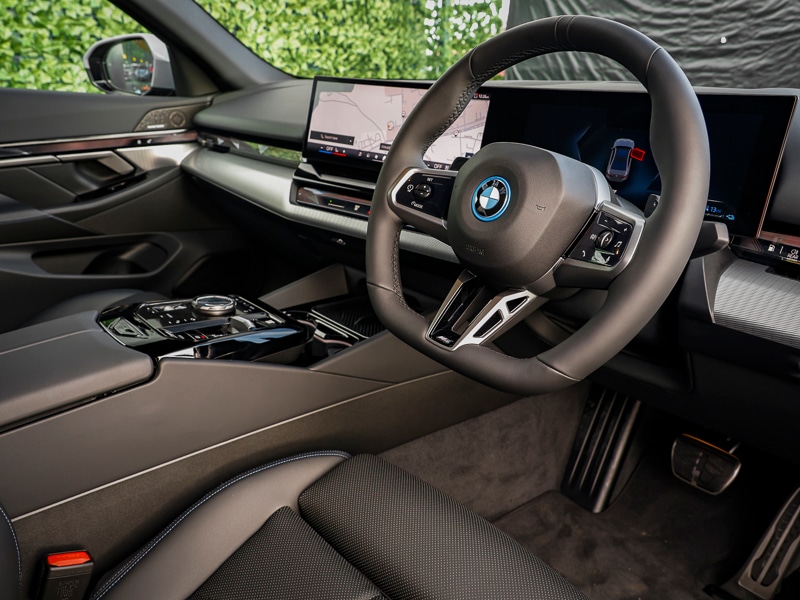 Used BMW 5 Series 2025 for sale - 76397396: Photo 6