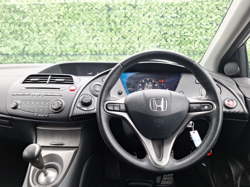 Used Honda Civic 2011 for sale - 77980954: Photo 5