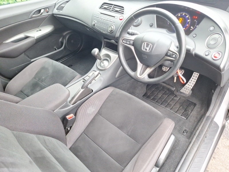 Used Honda Civic 2011 for sale - 77980954: Photo 6