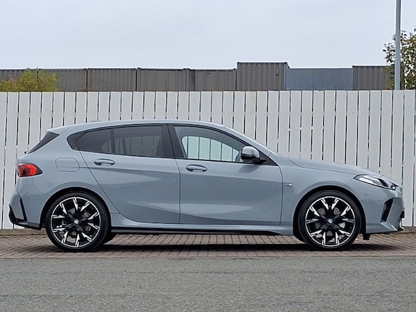 Used BMW 1 Series 2025 for sale - 76311647: Photo 2