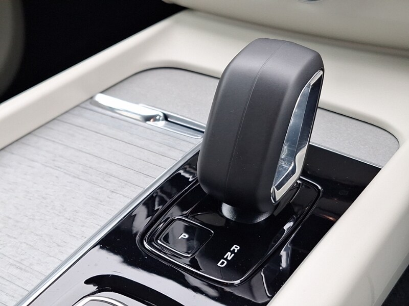 Used Volvo XC60 2023 for sale - 76258214: Photo 10